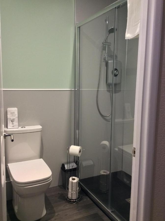 Dolly Waggon Guest House Кесвик Екстериор снимка