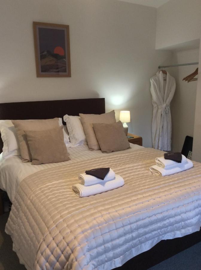 Dolly Waggon Guest House Кесвик Екстериор снимка