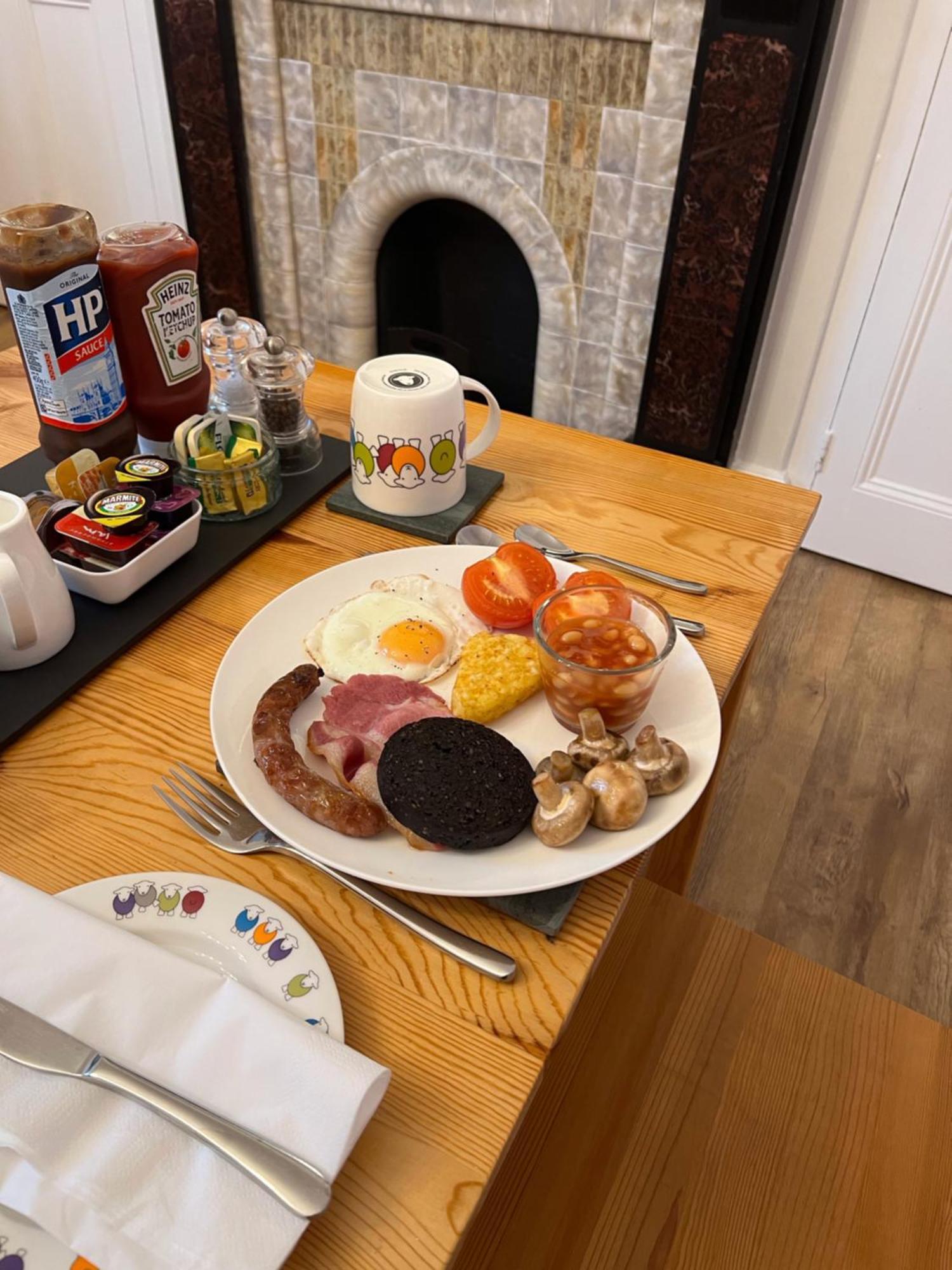 Dolly Waggon Guest House Кесвик Екстериор снимка